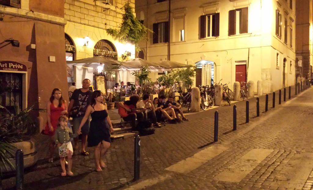 Viale Del Colosseo Rome Exterior photo