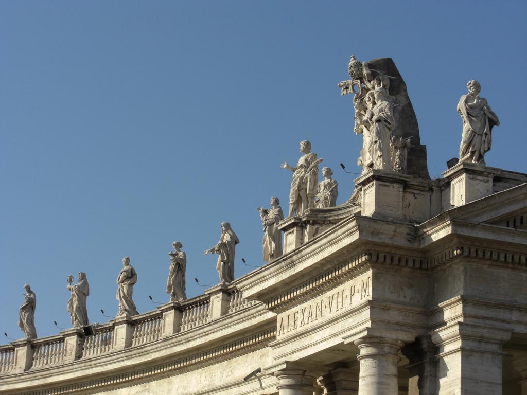 Viale Del Colosseo Rome Exterior photo
