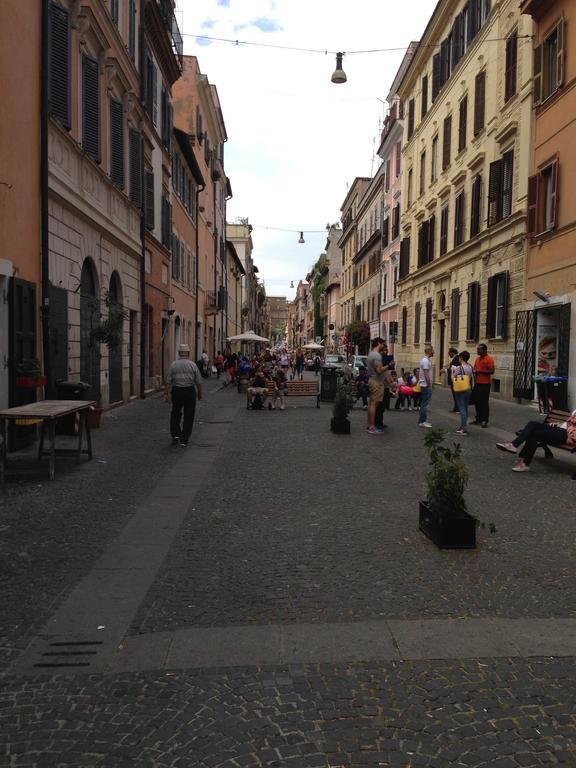 Viale Del Colosseo Rome Exterior photo